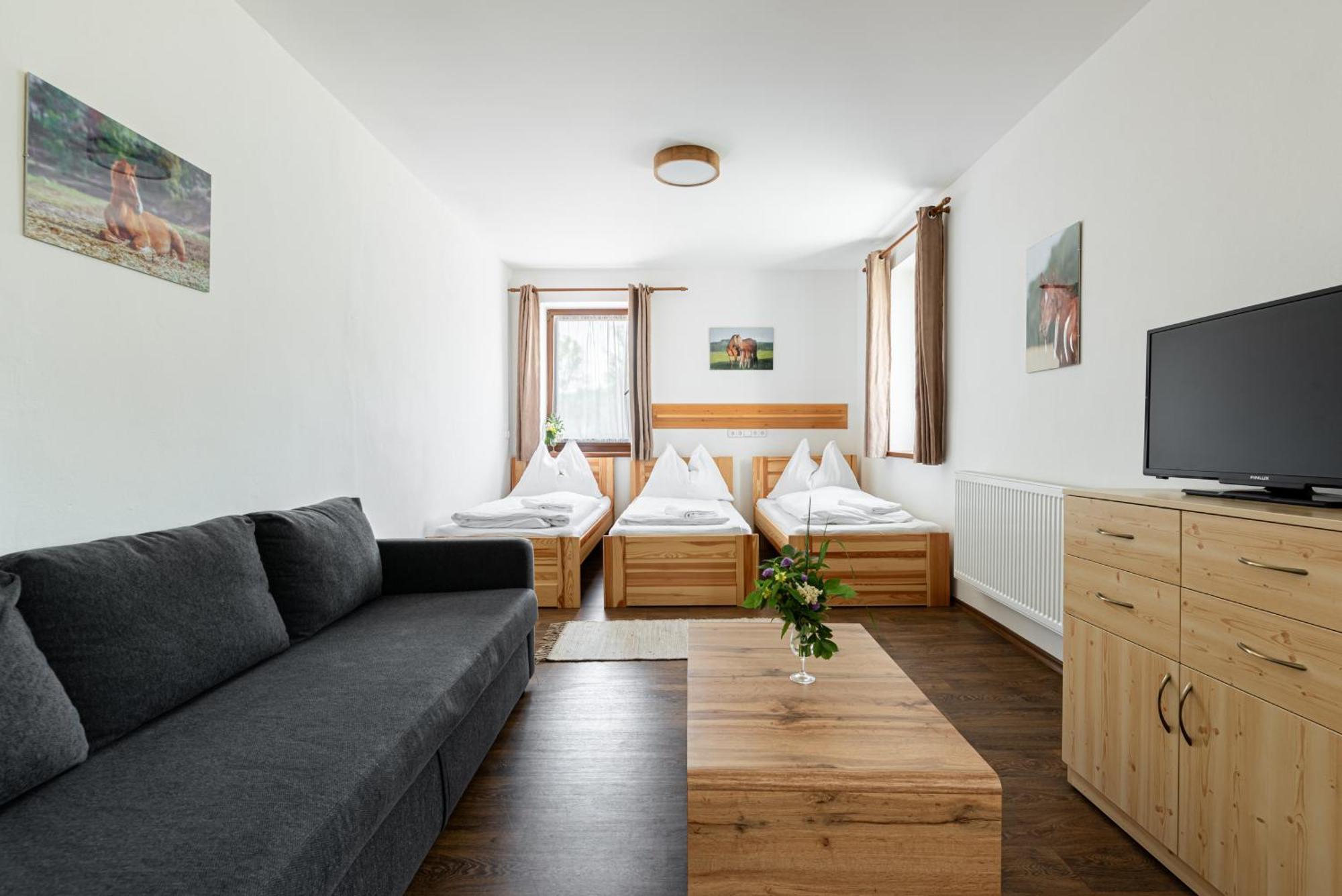 Rekreační a jezdecký areál Equifarm Villa Jevišovice Exterior foto