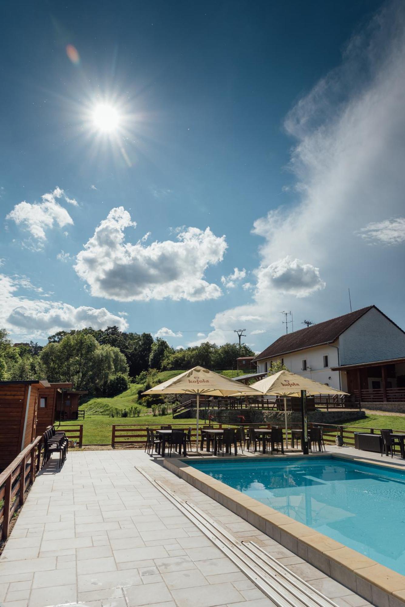 Rekreační a jezdecký areál Equifarm Villa Jevišovice Exterior foto